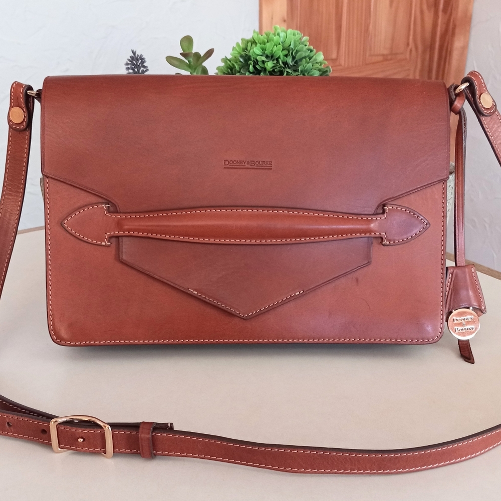 Dooney & Bourke Alto ITALIA, Large Cecelia Crossbody Bag, Saddle - Picture 13 of 16